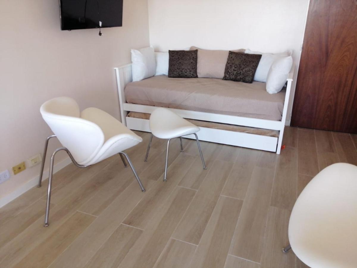 Petit Apartment En Avenida Belgrano Buenos Aires Exterior photo