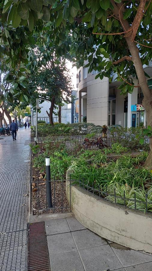 Petit Apartment En Avenida Belgrano Buenos Aires Exterior photo